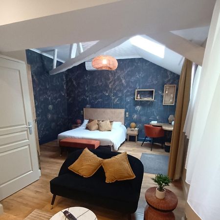 Logis Hotel La Breche - Restaurant Berthelot Amboise Esterno foto