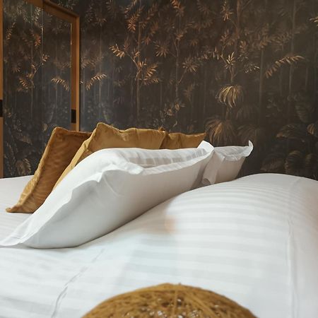 Logis Hotel La Breche - Restaurant Berthelot Amboise Esterno foto