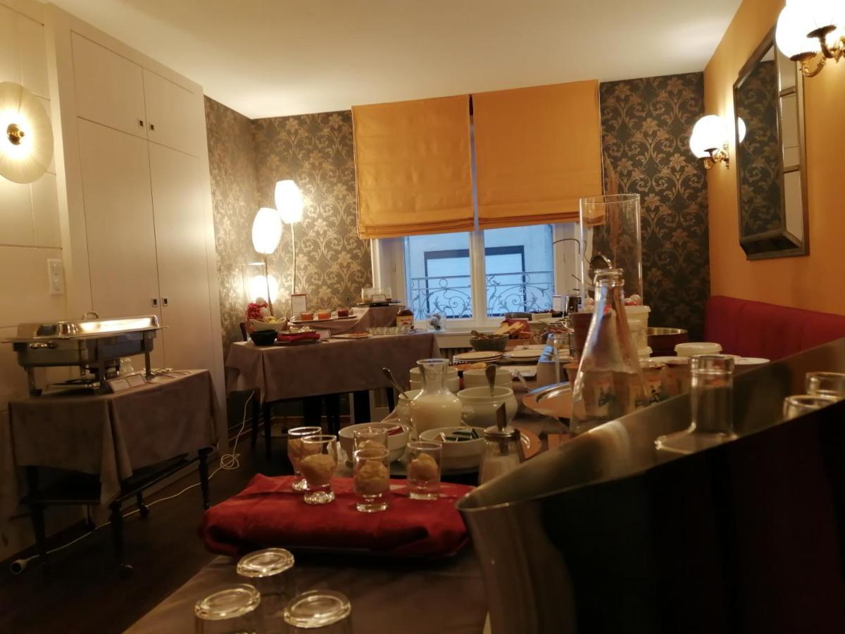 Logis Hotel La Breche - Restaurant Berthelot Amboise Esterno foto