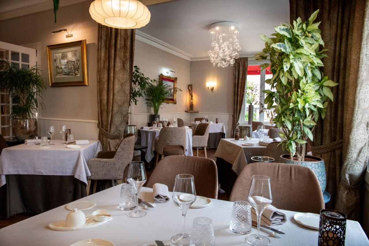 Logis Hotel La Breche - Restaurant Berthelot Amboise Esterno foto