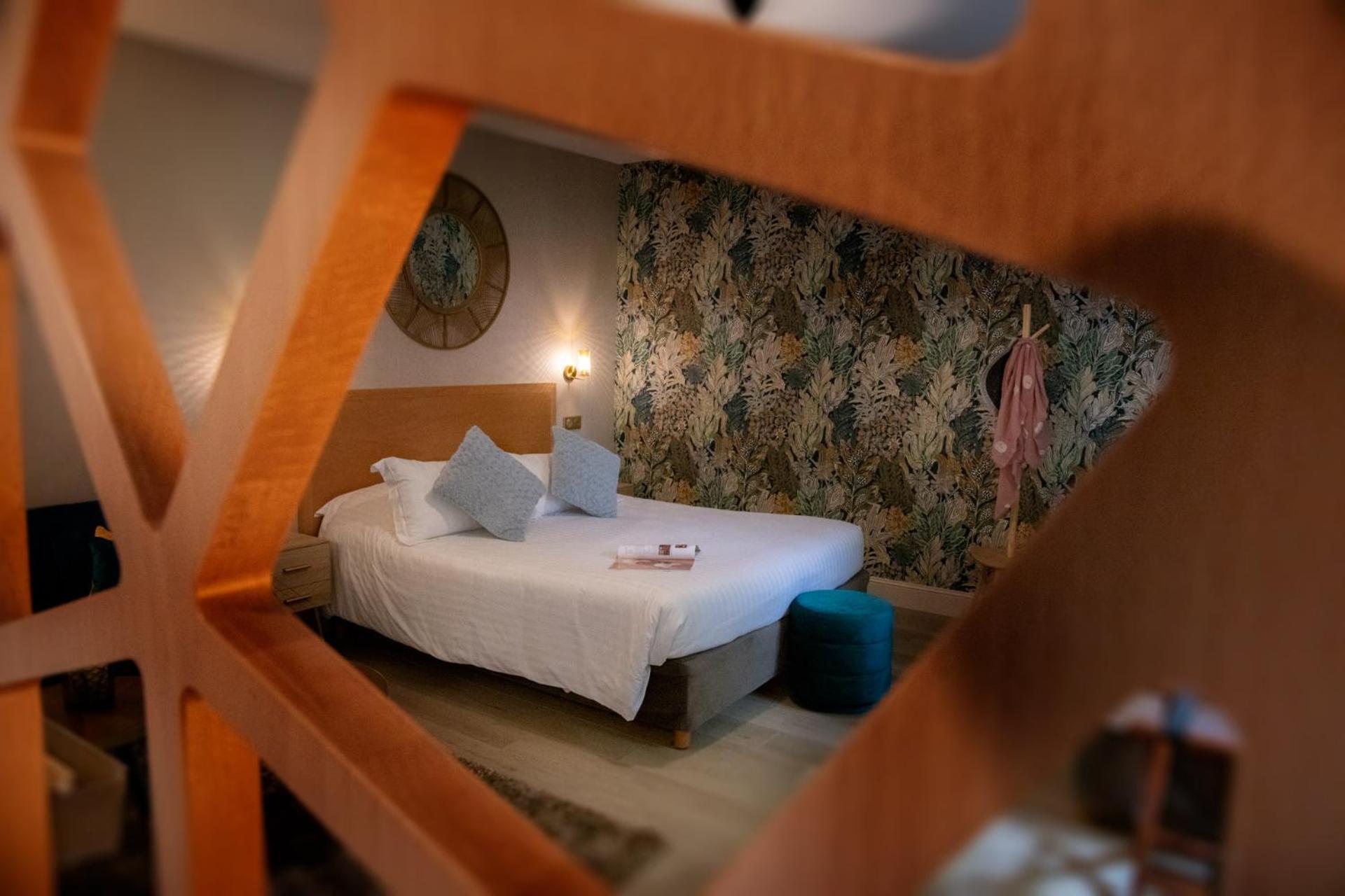 Logis Hotel La Breche - Restaurant Berthelot Amboise Esterno foto