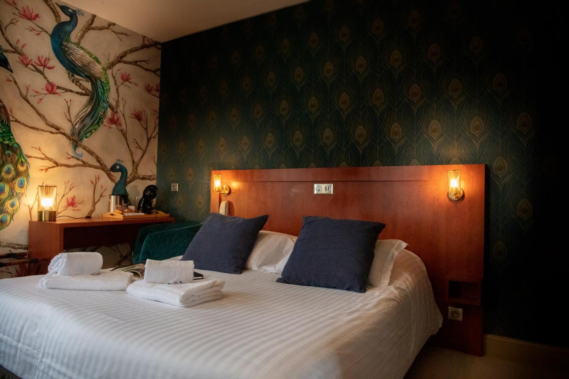 Logis Hotel La Breche - Restaurant Berthelot Amboise Esterno foto